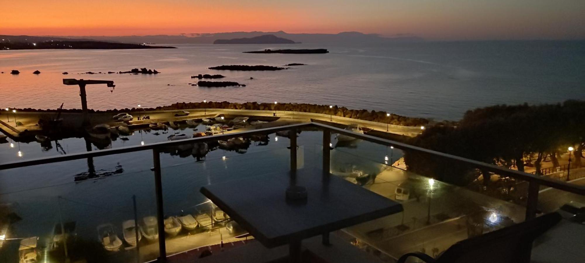 Panoramic Sea View Apartment Chania  Bagian luar foto