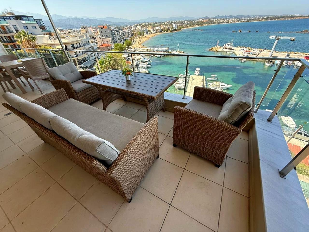 Panoramic Sea View Apartment Chania  Bagian luar foto